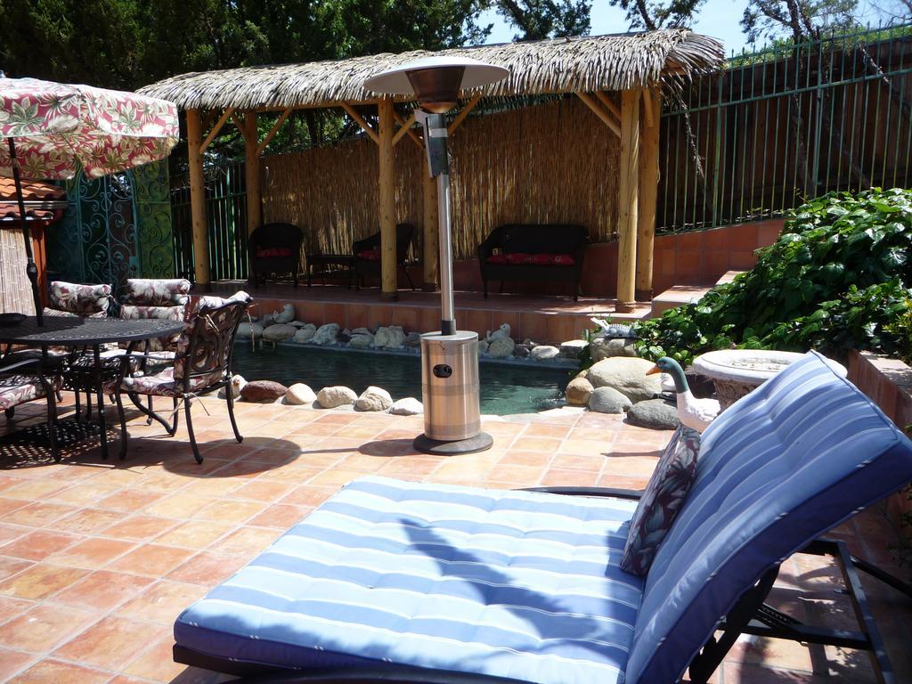 Woodland Hills Calabasas Guesthouses Los Angeles Bagian luar foto